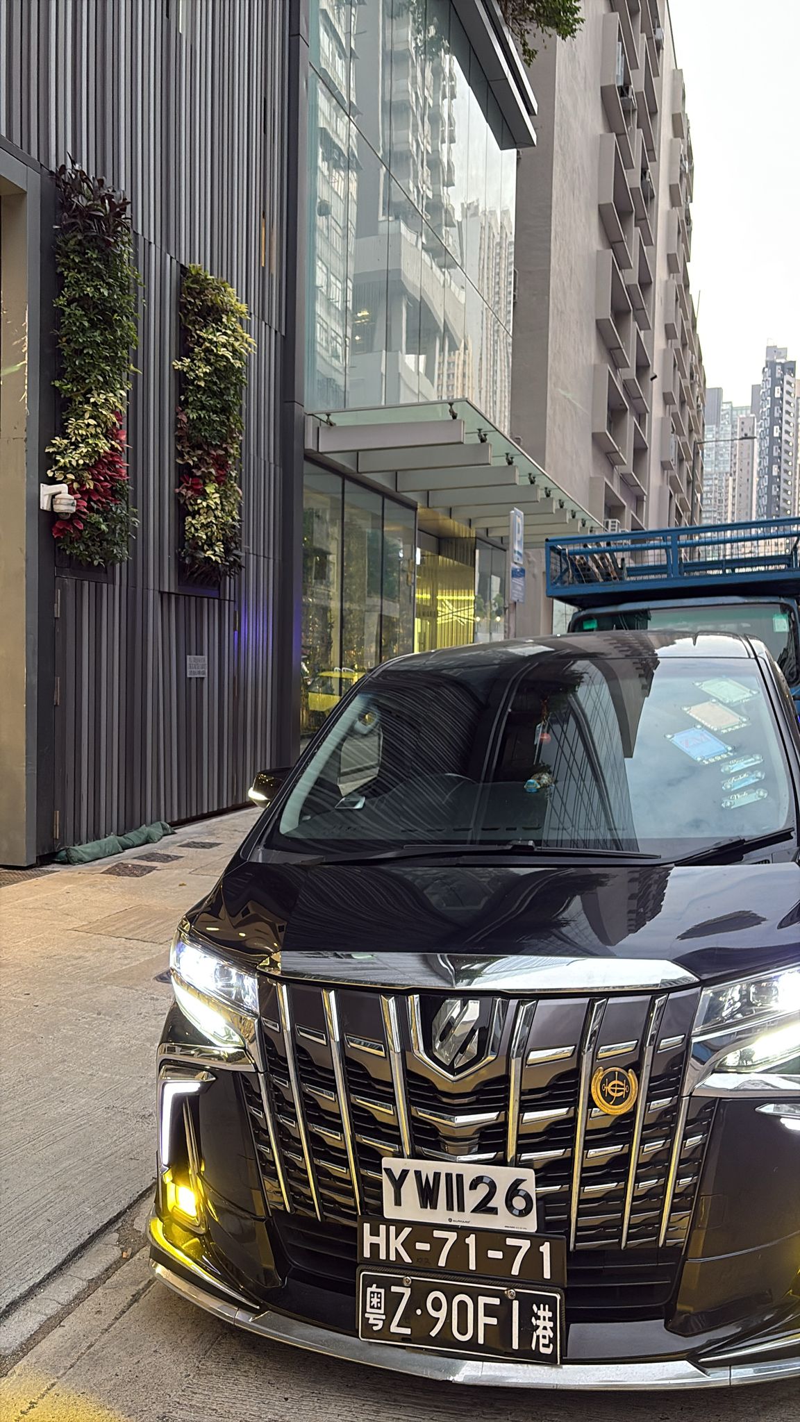 Alphard Hongkong di Hong Kong